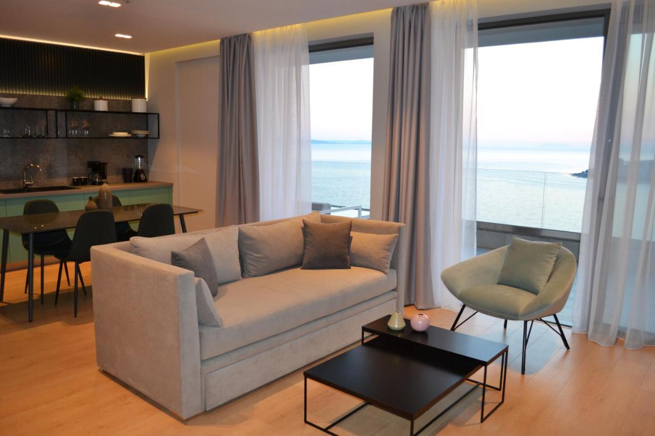 Artnest Luxury & Hotel 4*